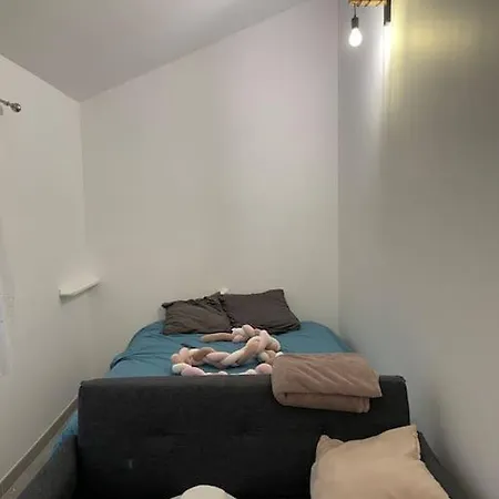 Apt In Central * パリ