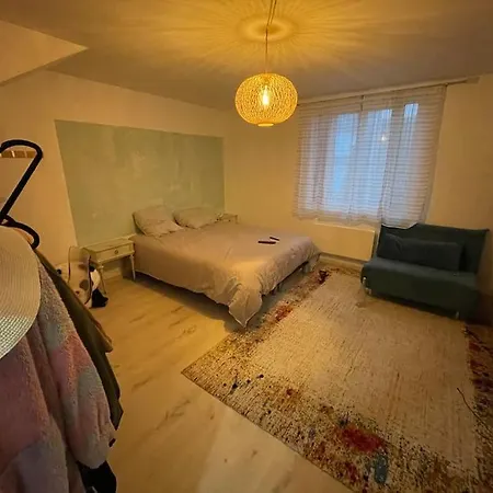 アパート Apt In Central *